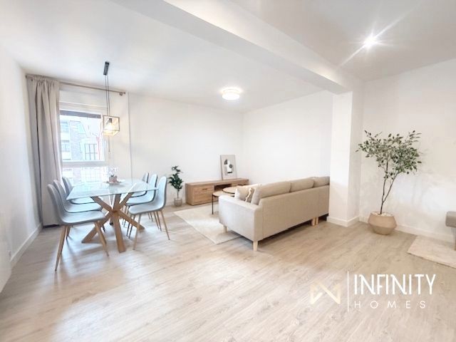 Living room of Flat for sale in Bilbao   with Heating