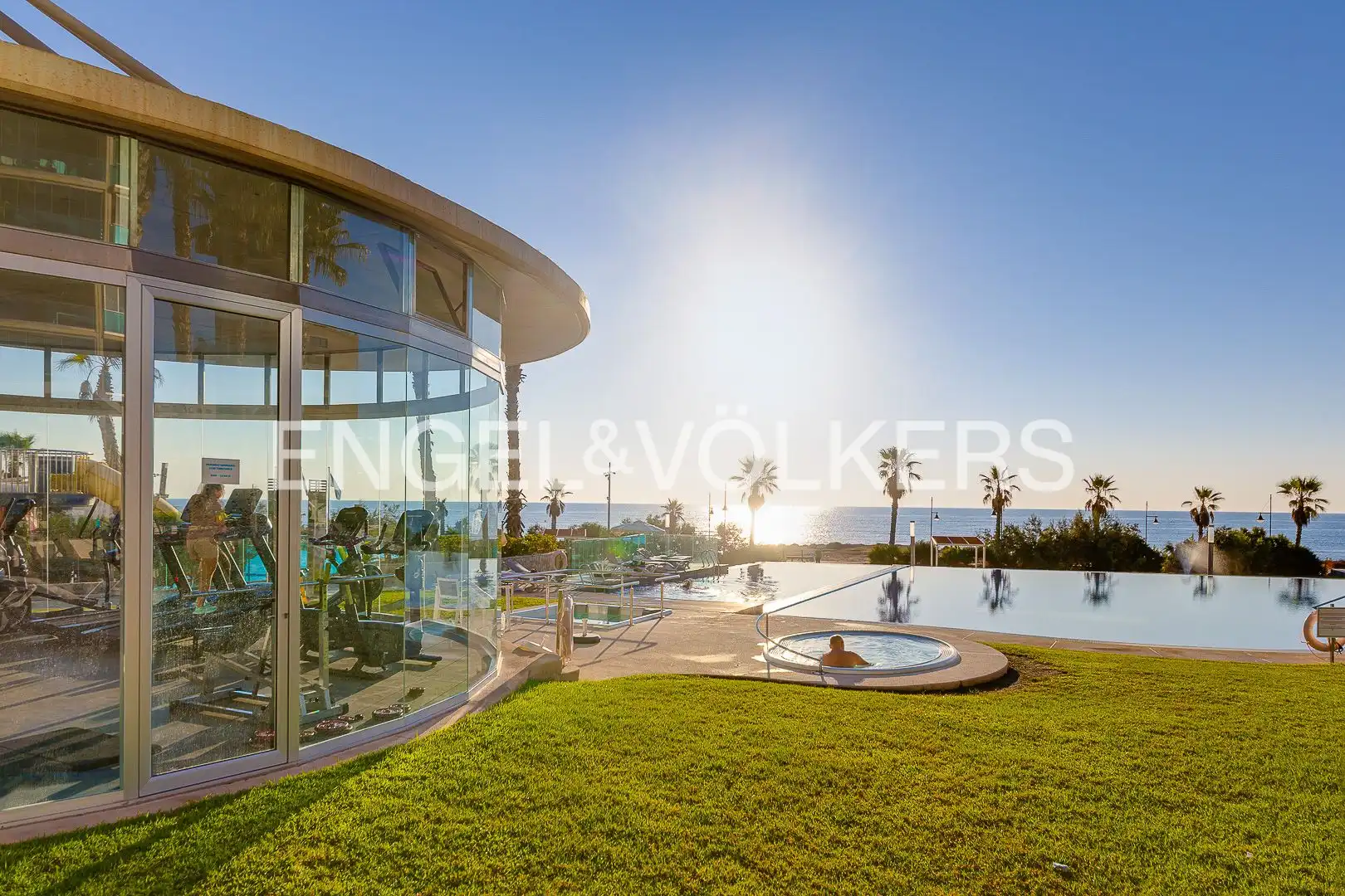 Erdgeschoss zum Verkauf in Torrevieja mit Klimaanlage, Heizung und Terrasse