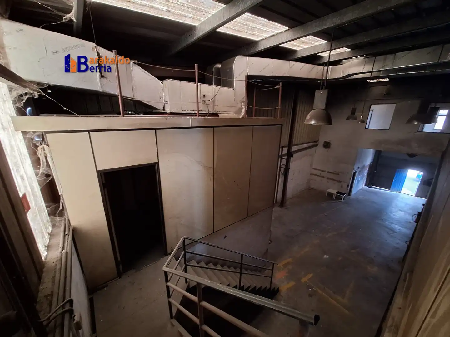 Nave industrial de alquiler en Barakaldo 
