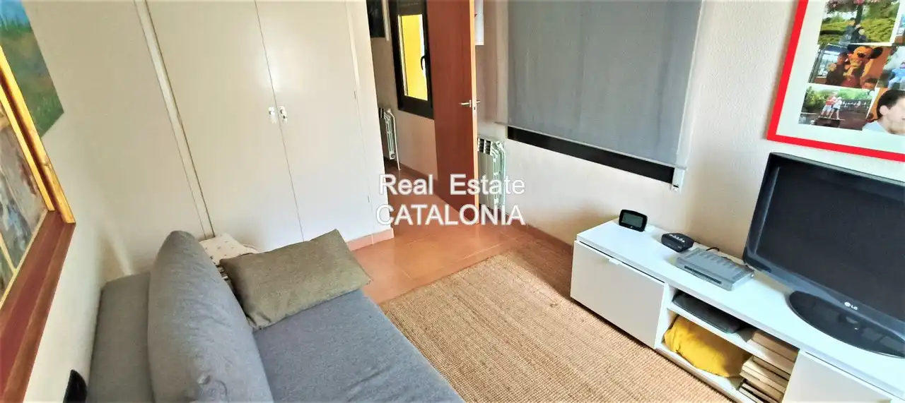 Dormitori de Casa o xalet en venda en Caldes de Malavella amb Calefacció, Jardí privat i Terrassa