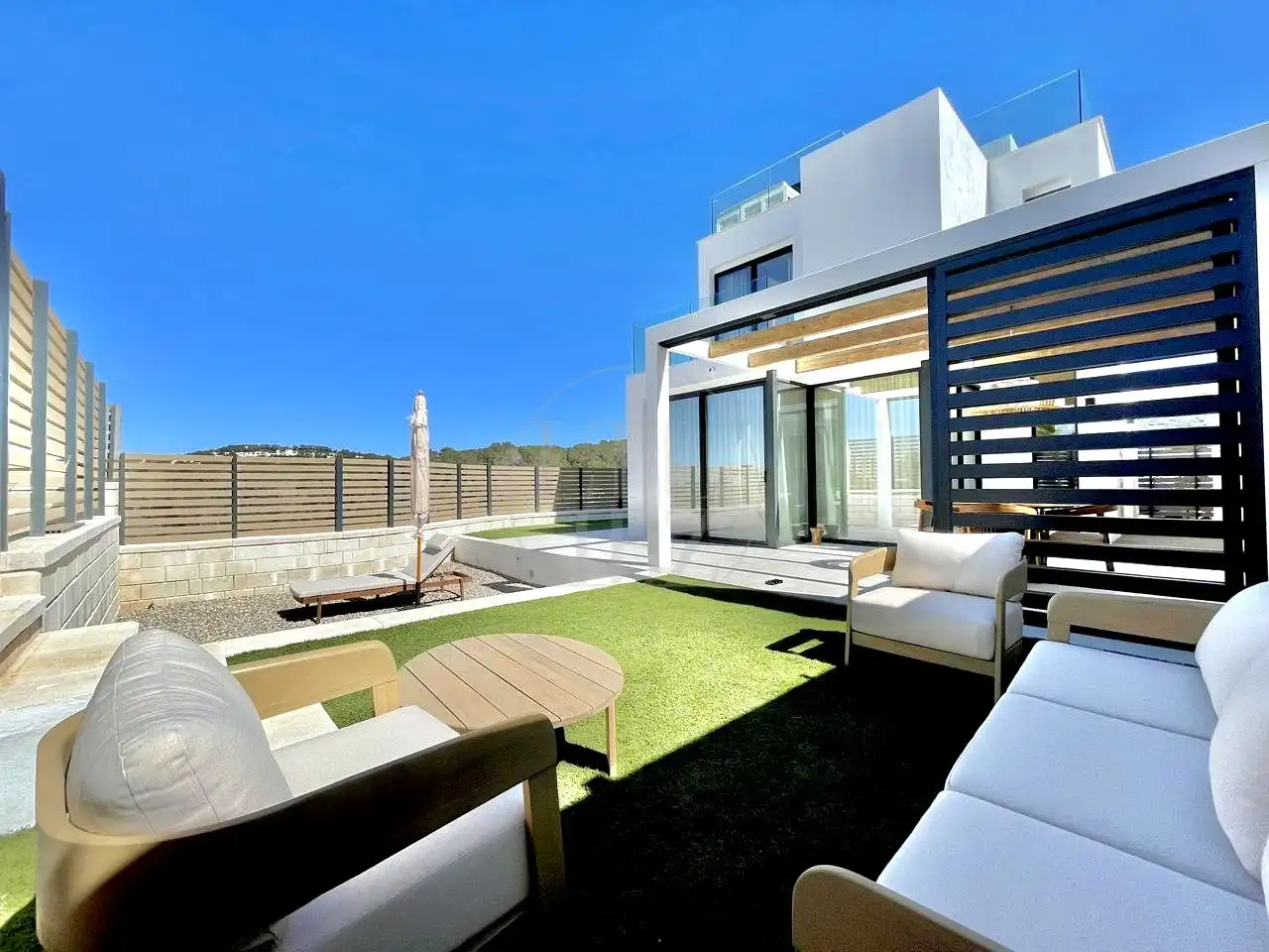 Terrasse von Haus oder Chalet zur Miete in Sant Josep de sa Talaia mit Klimaanlage, Privatgarten und Terrasse