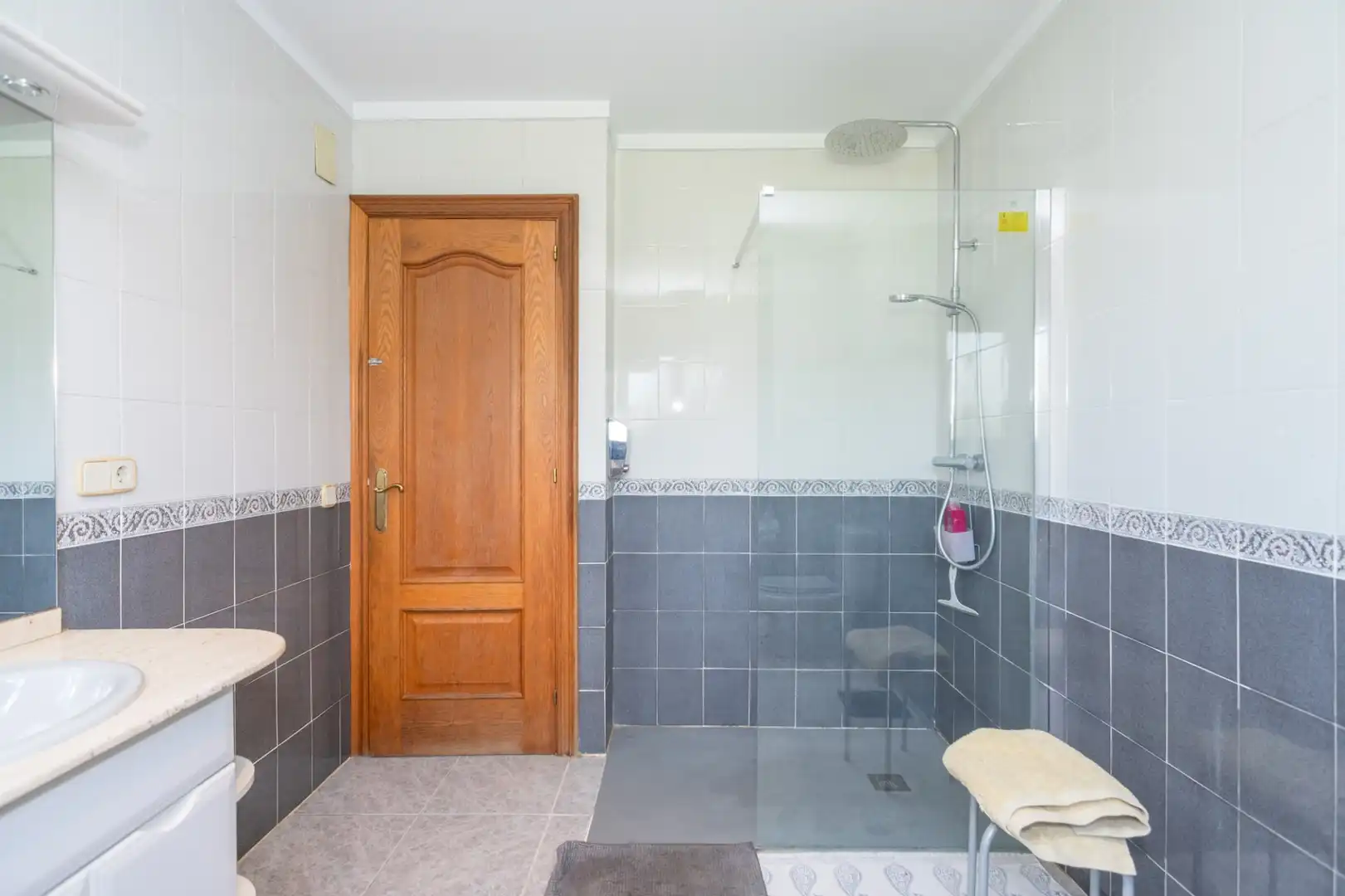Bathroom of Houses for sale in Vilademuls  with Air Conditioner, Heating and Terrace