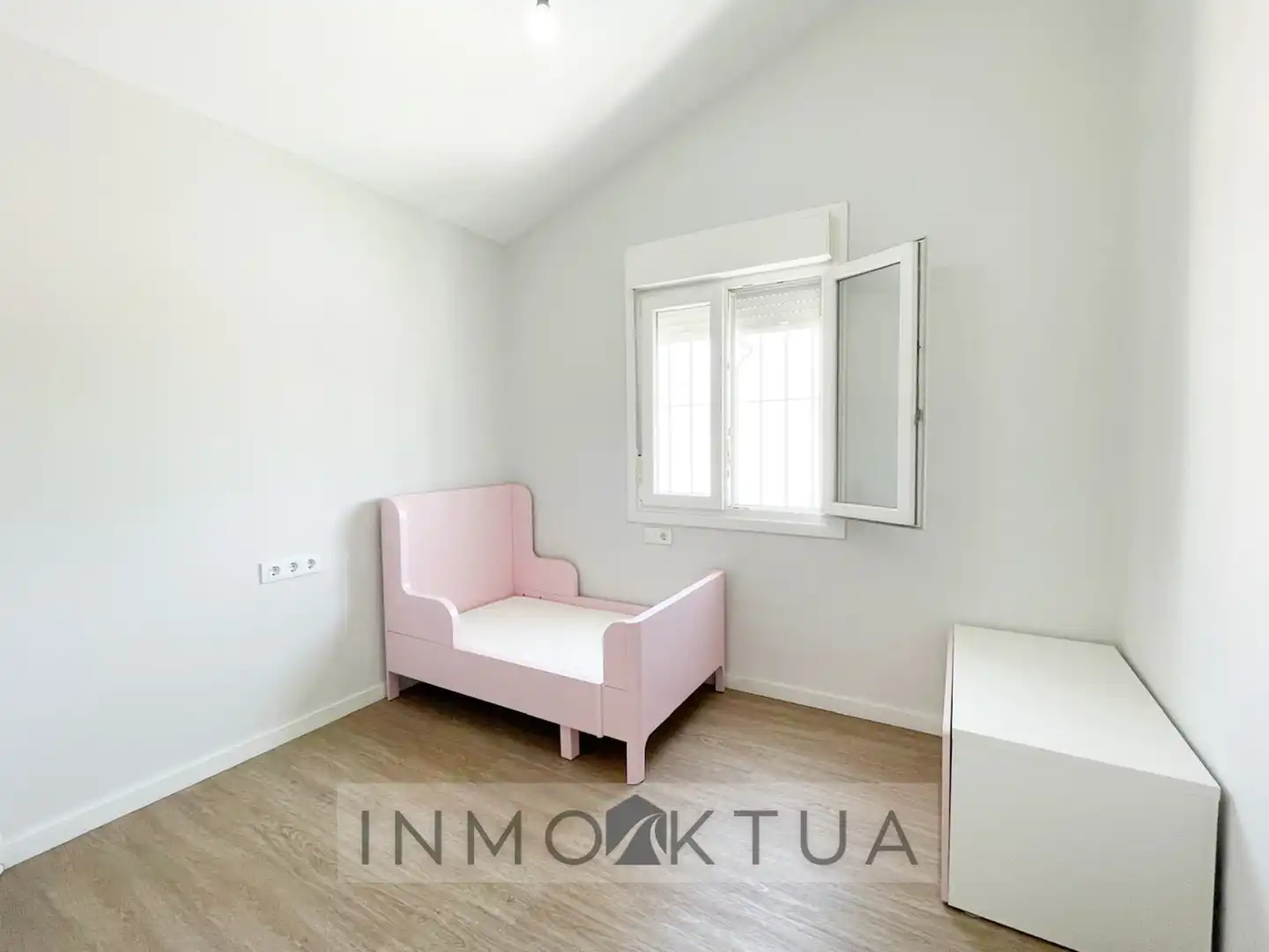 Bedroom of Detached homes for sale in Jerez de la Frontera  with Air Conditioner, Private garden and Terrace