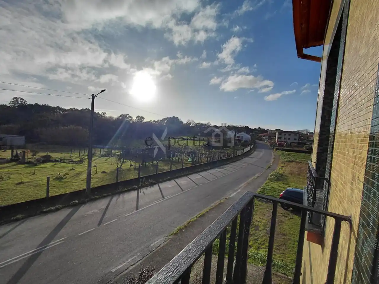 Vista exterior de Casa o xalet en venda en Rianxo amb Calefacció, Jardí privat i Traster