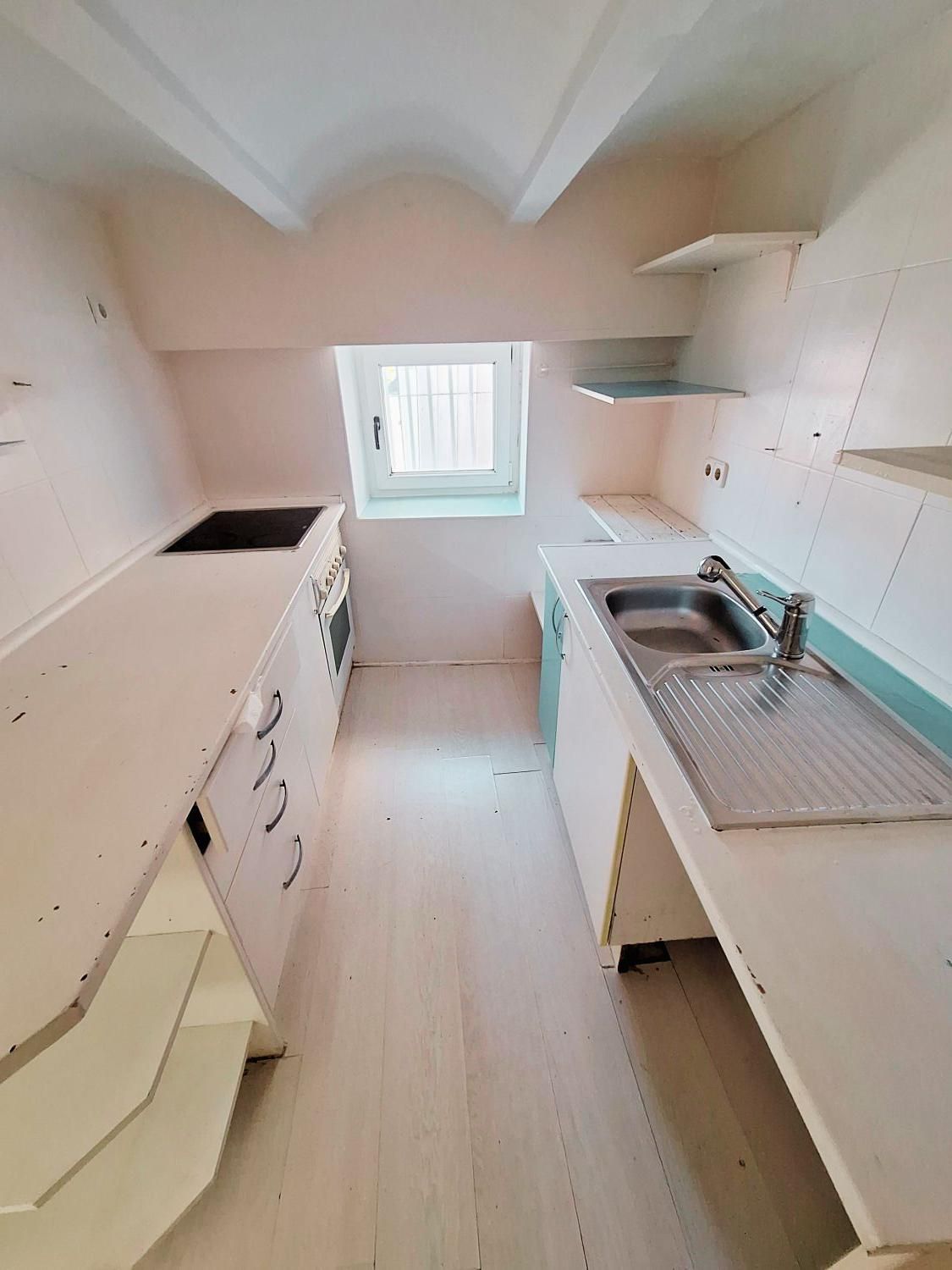 Kitchen of Flat for sale in San Lorenzo de El Escorial  with Heating, Terrace and Storage room