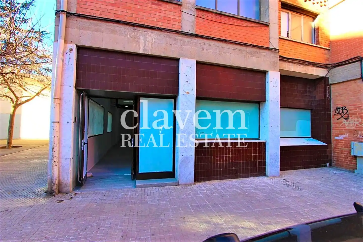 Local comercial en venda a Carrer del Guadalhorce, imagen 4