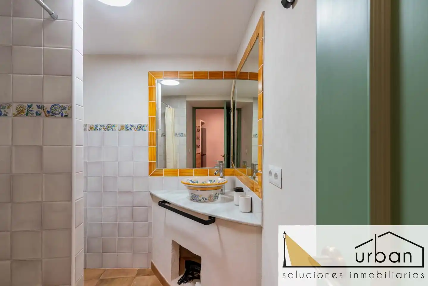 Bathroom of Houses for sale in Chipiona  with Private garden