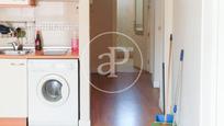 Flat for sale in  Madrid Capital  with Air Conditioner and Heating