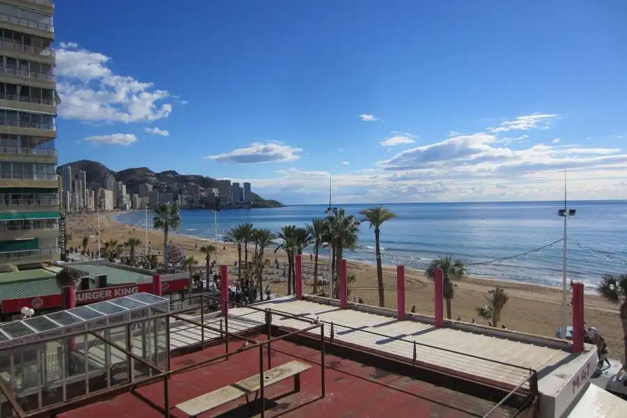 Appartement compact avec ascenseur à vendre à Playa de Levante