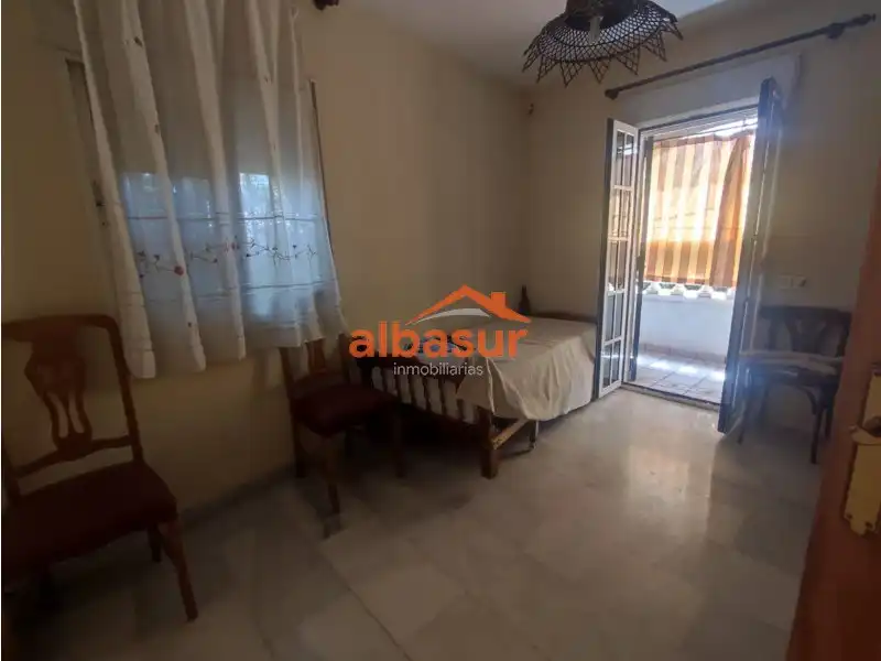 Dormitori de Casa o xalet en venda en Córdoba amb Aire condicionat, Calefacció i Terrassa