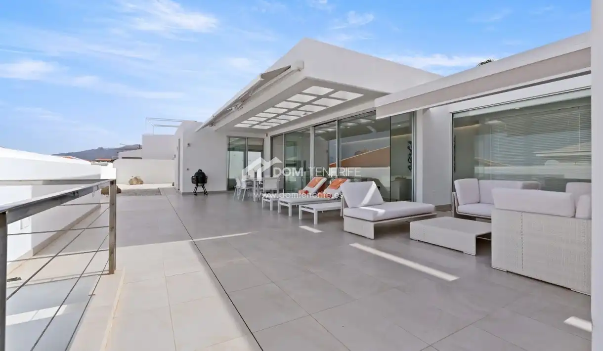 Casa amb piscina en venda a Playa de San Juan, imagen 20