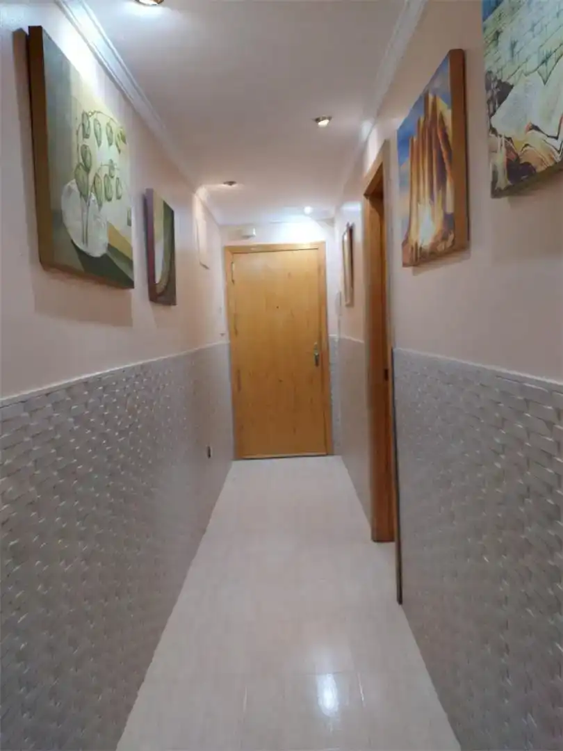 Piso en venta en Melilla con Aire acondicionado, Microondas y Balcón