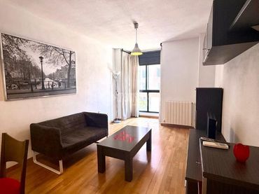 Piso con balcón en venta en Villa de Vallecas