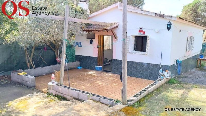 Vista exterior de Finca rústica en venda en Blanes amb Jardí privat