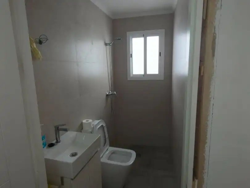 Bathroom of Storage room for rent in Rociana del Condado