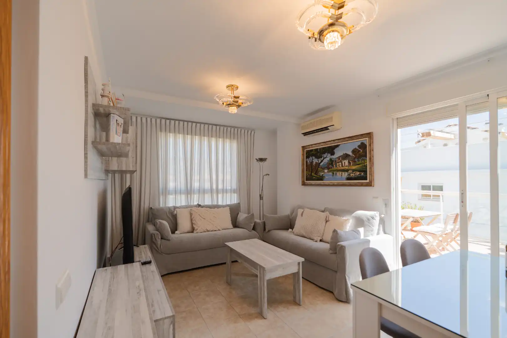 Apartments for rent in Carrer Venecia, 28, Montañar - El Arenal