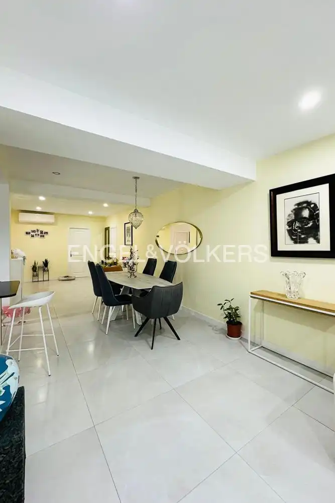 Comedor de Casa o chalet en venta en Torrent con Aire acondicionado, Calefacción y Jardín privado
