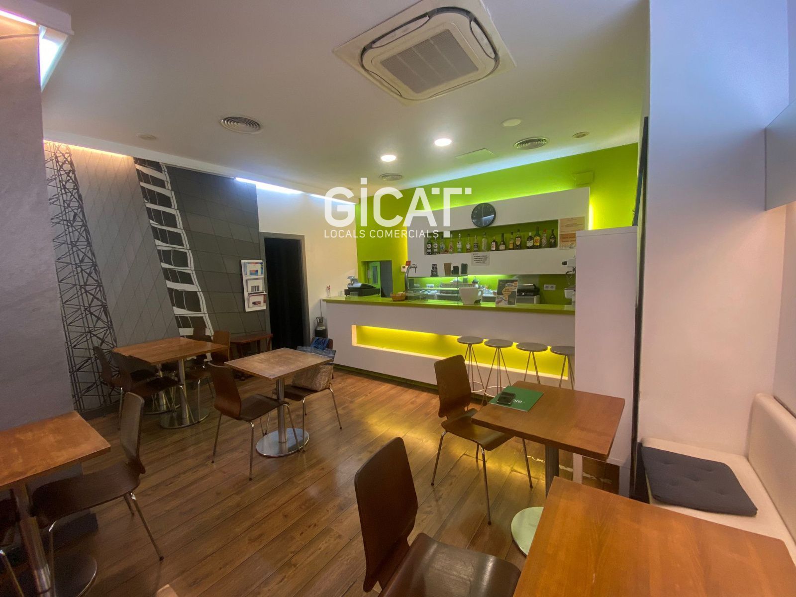 Local en traspaso en  Barcelona Capital