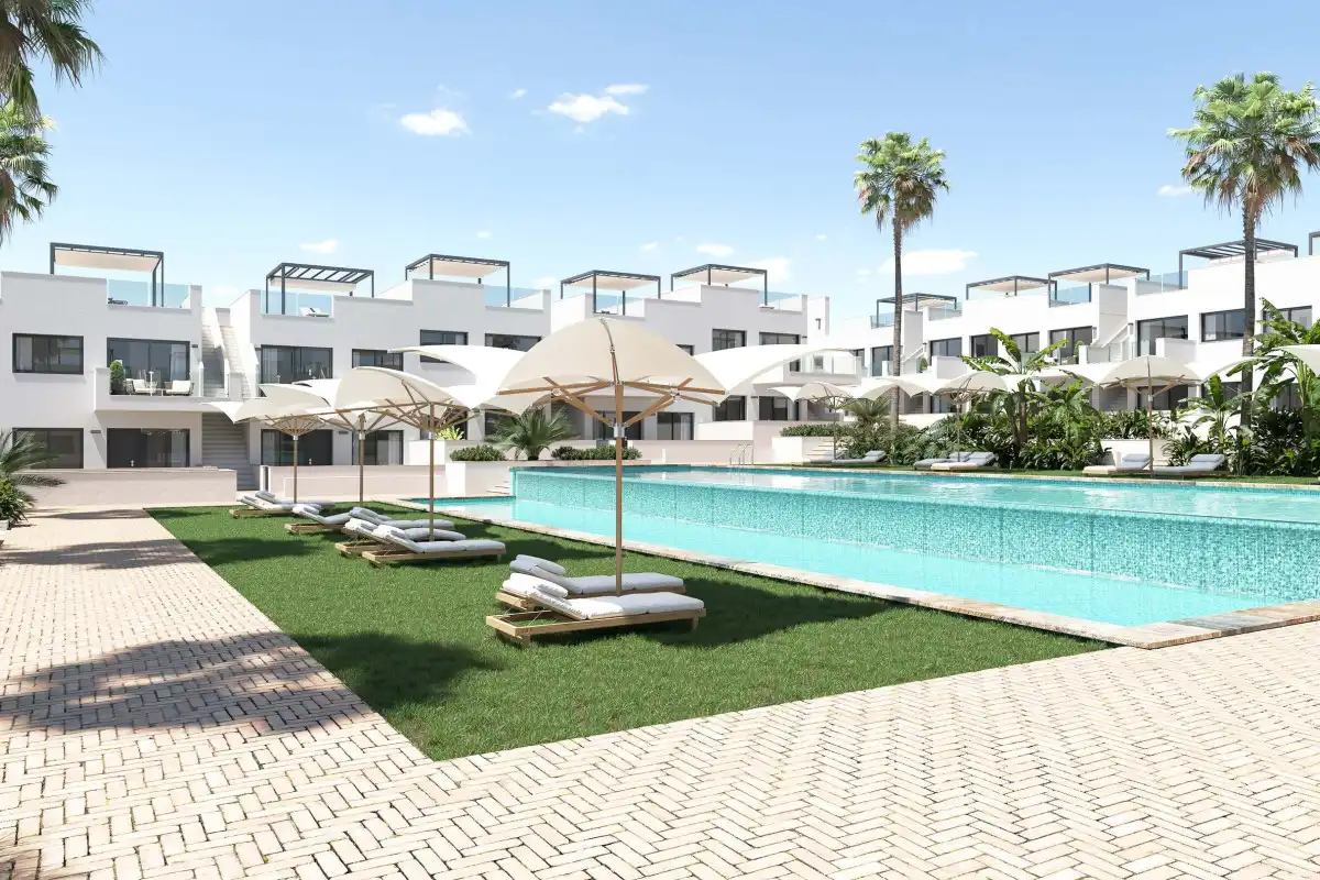 Àtic amb piscina en venda a Torrevieja, imagen 2