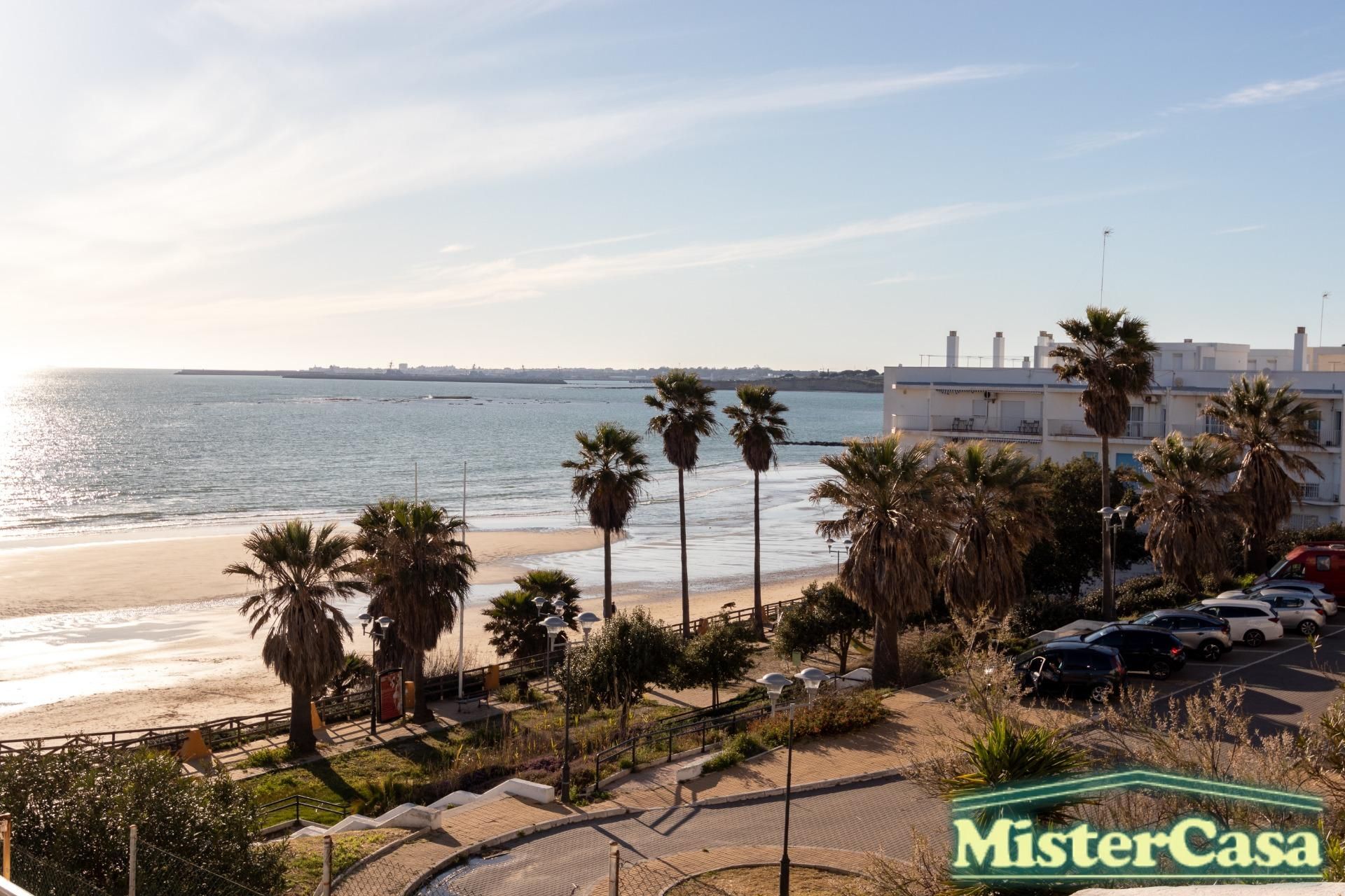 Vista exterior de Ático en venta en El Puerto de Santa María con Terraza y Balcón