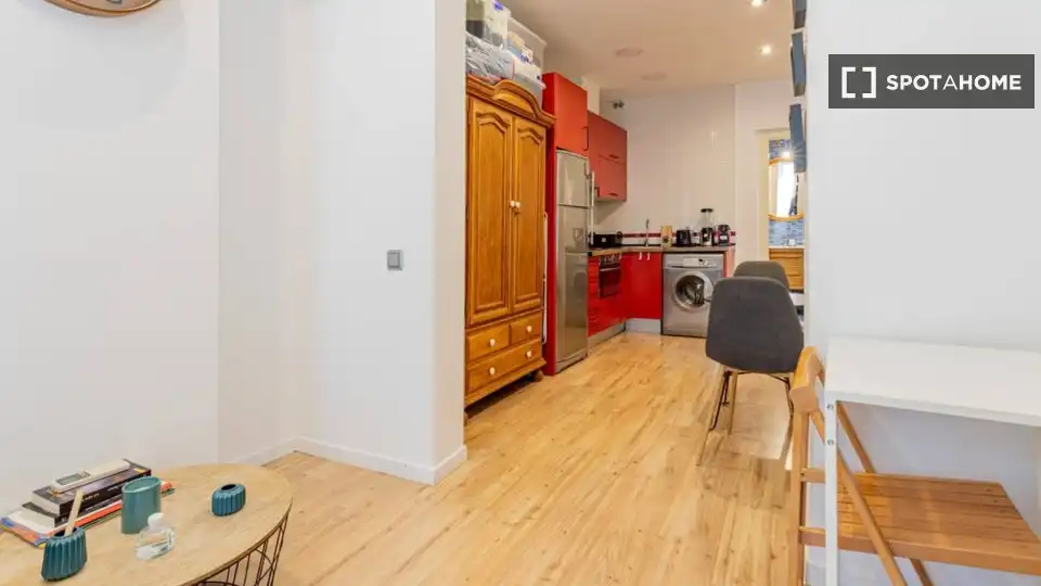 Kitchen of Flat for rent in Madrid  with Air Conditioner, Heating and Furnished