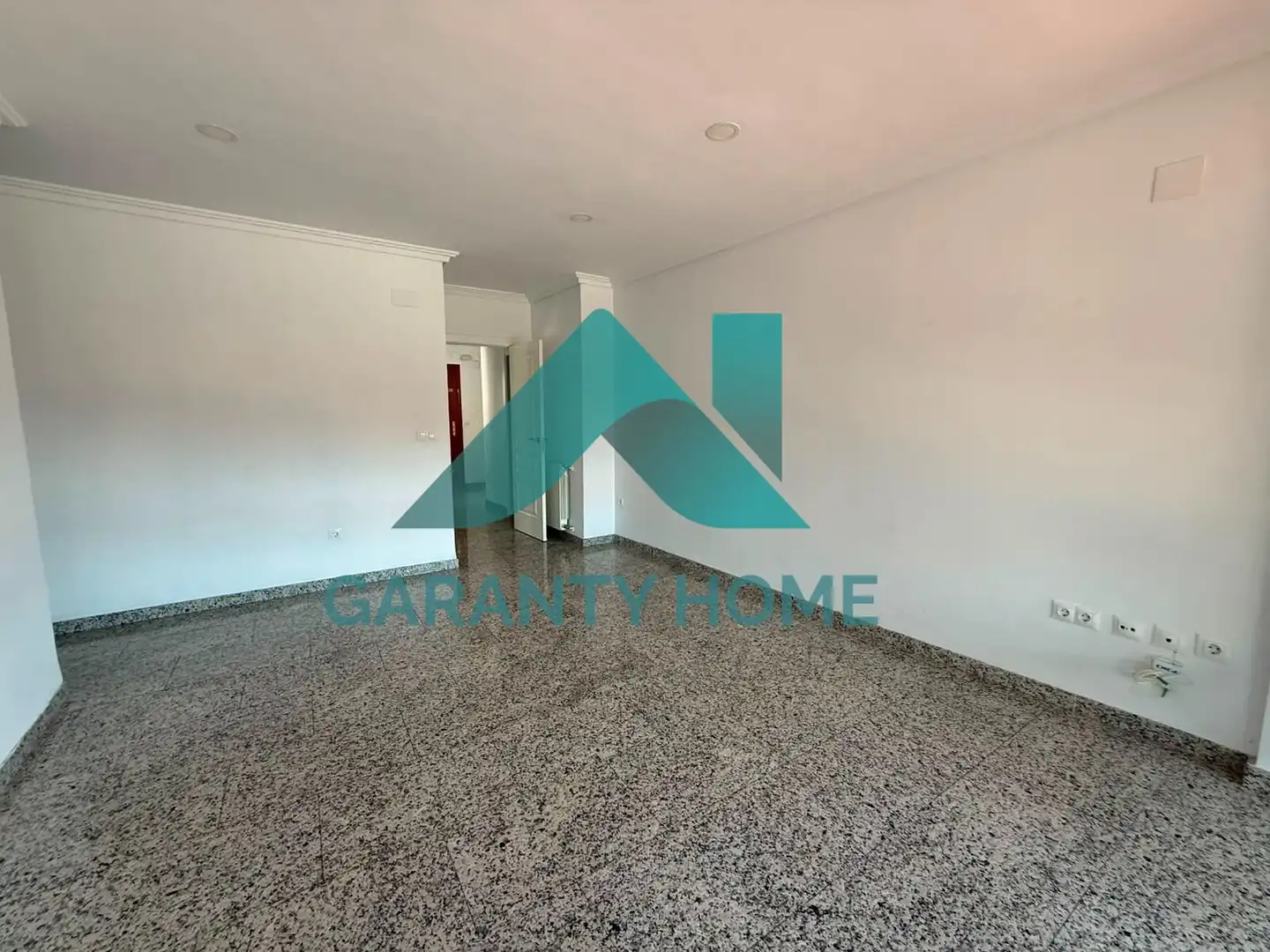 Flat with lift to rent in Centro
