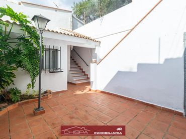 Casa amb balcó de lloguer a Casco Urbano