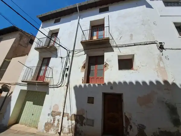 Vista exterior de Casa o xalet en venda en Calanda