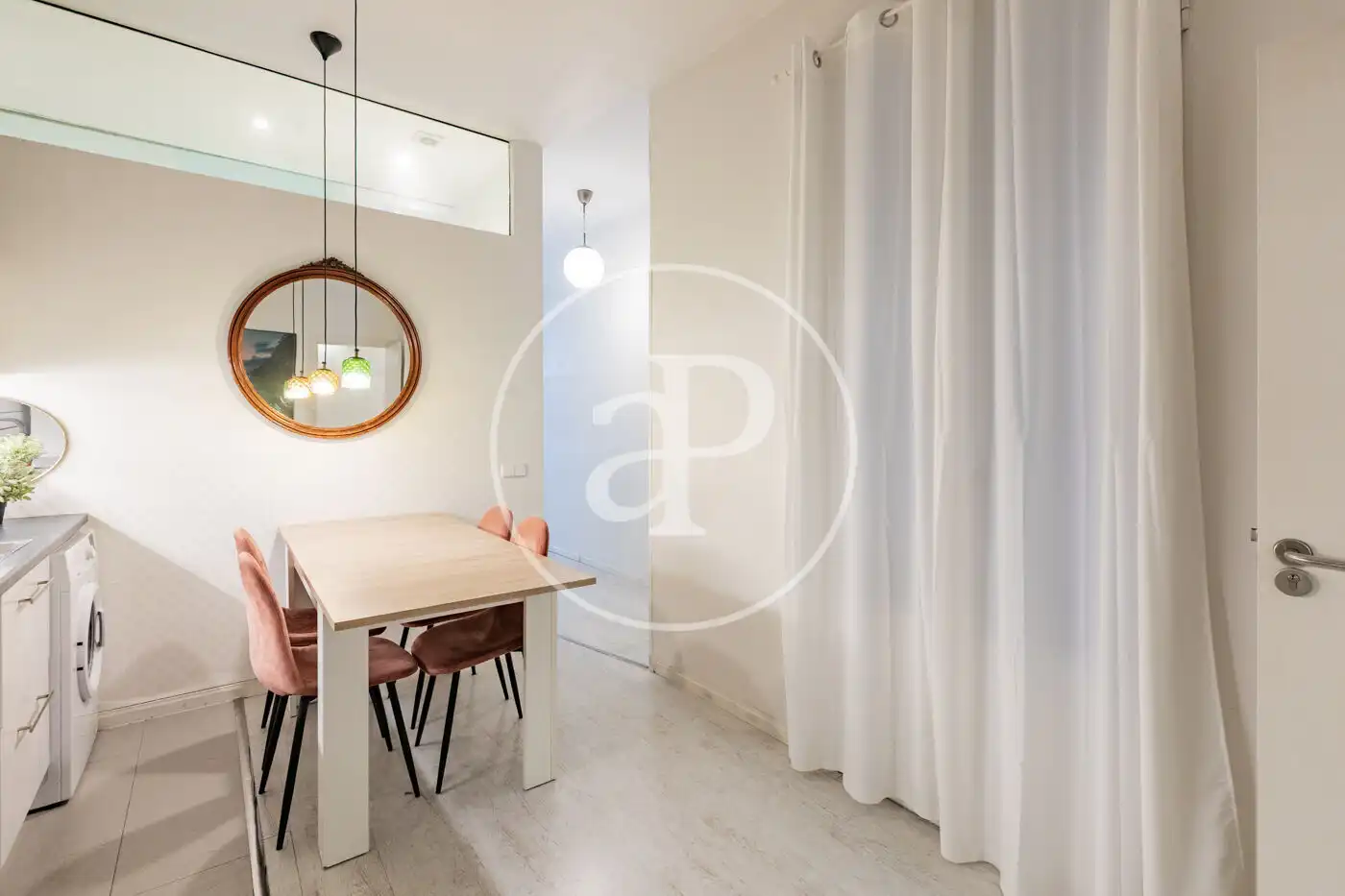 Dining room of Flat for rent in Madrid  with Air Conditioner, Heating and Furnished