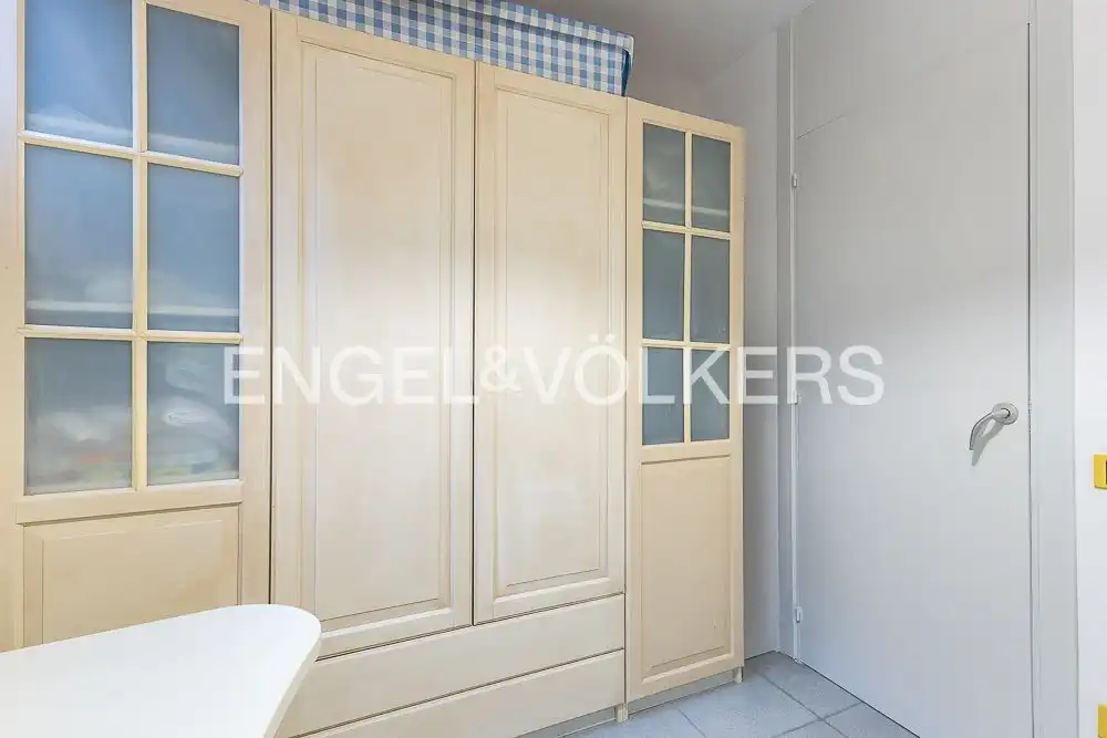 Dormitori de Casa o xalet en venda en L'Hospitalet de Llobregat amb Aire condicionat, Calefacció i Parquet
