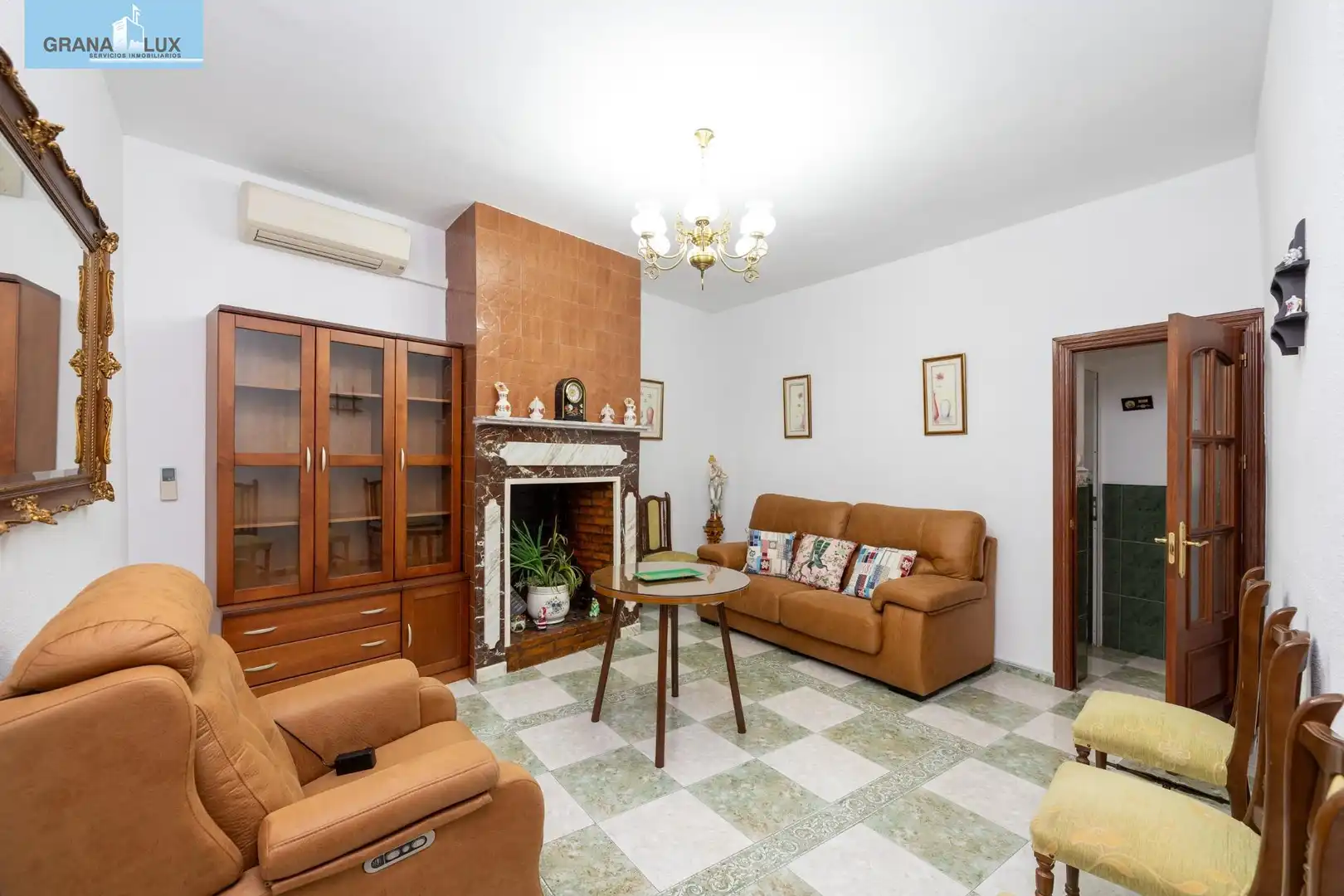 Sala d'estar de Casa adosada en venda en Moraleda de Zafayona amb Aire condicionat, Calefacció i Terrassa