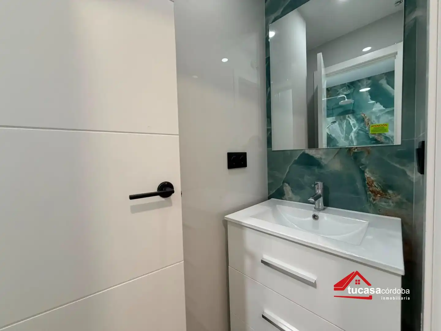 Bany de Loft en venda en Córdoba amb Aire condicionat