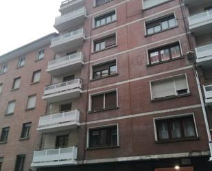 Exterior view of Flat for sale in Santurtzi   with Terrace and Balcony