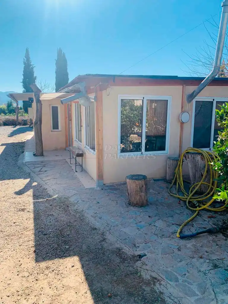 Country homes for sale in Camino Alto de las Atalayas, Llano de Brujas