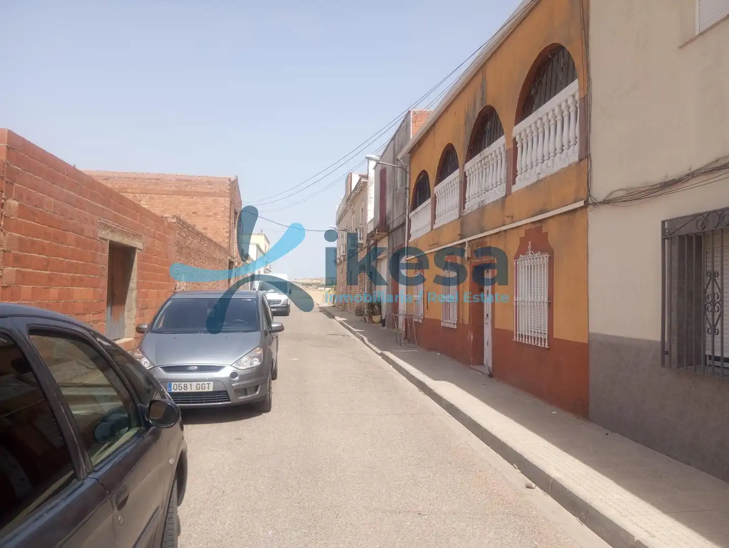 Vista exterior de Casa adosada en venda en Mérida