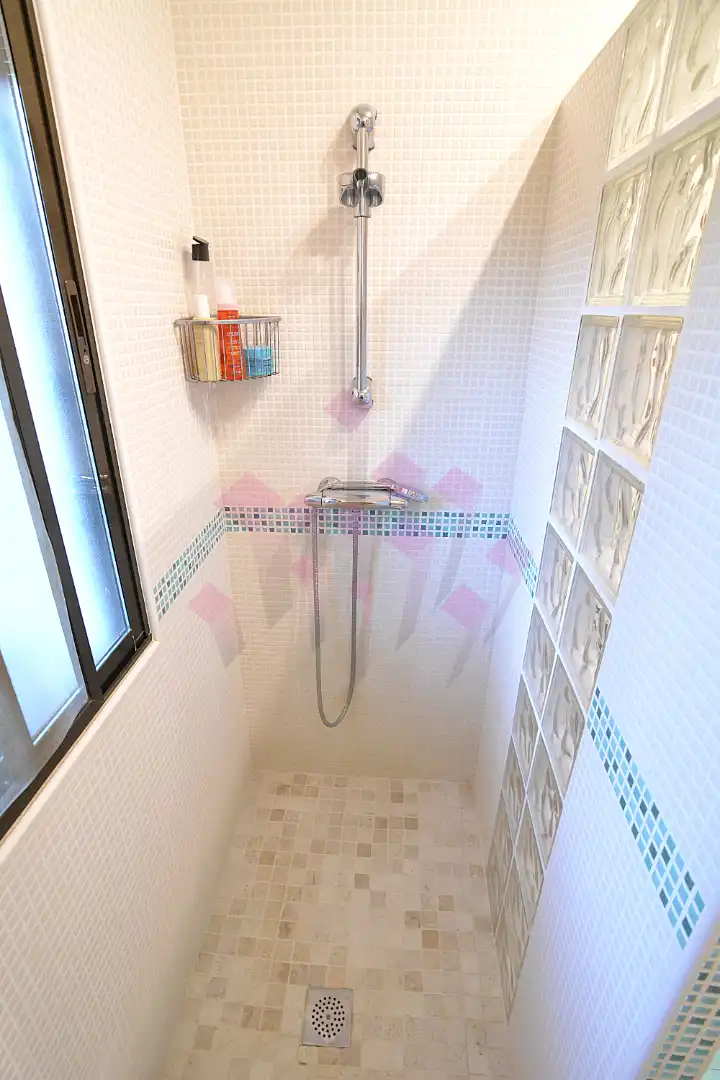 Bathroom of Houses for sale in Picón  with Air Conditioner, Heating and Private garden