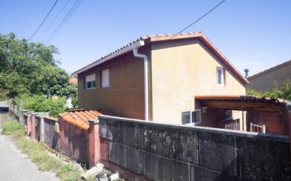 Exterior view of House or chalet for sale in Gondomar