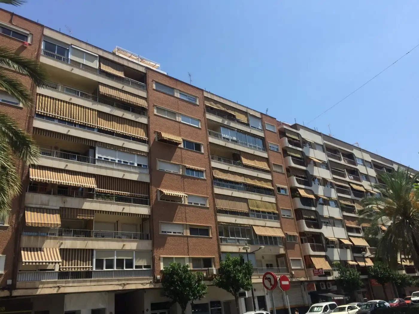 Außenansicht von Wohnung zur Miete in Valencia mit Terrasse, Möbliert und Balkon