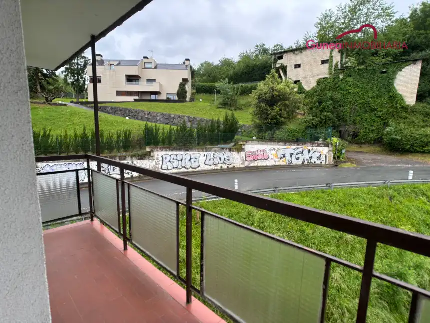 Vista exterior de Piso en venta en Hernani