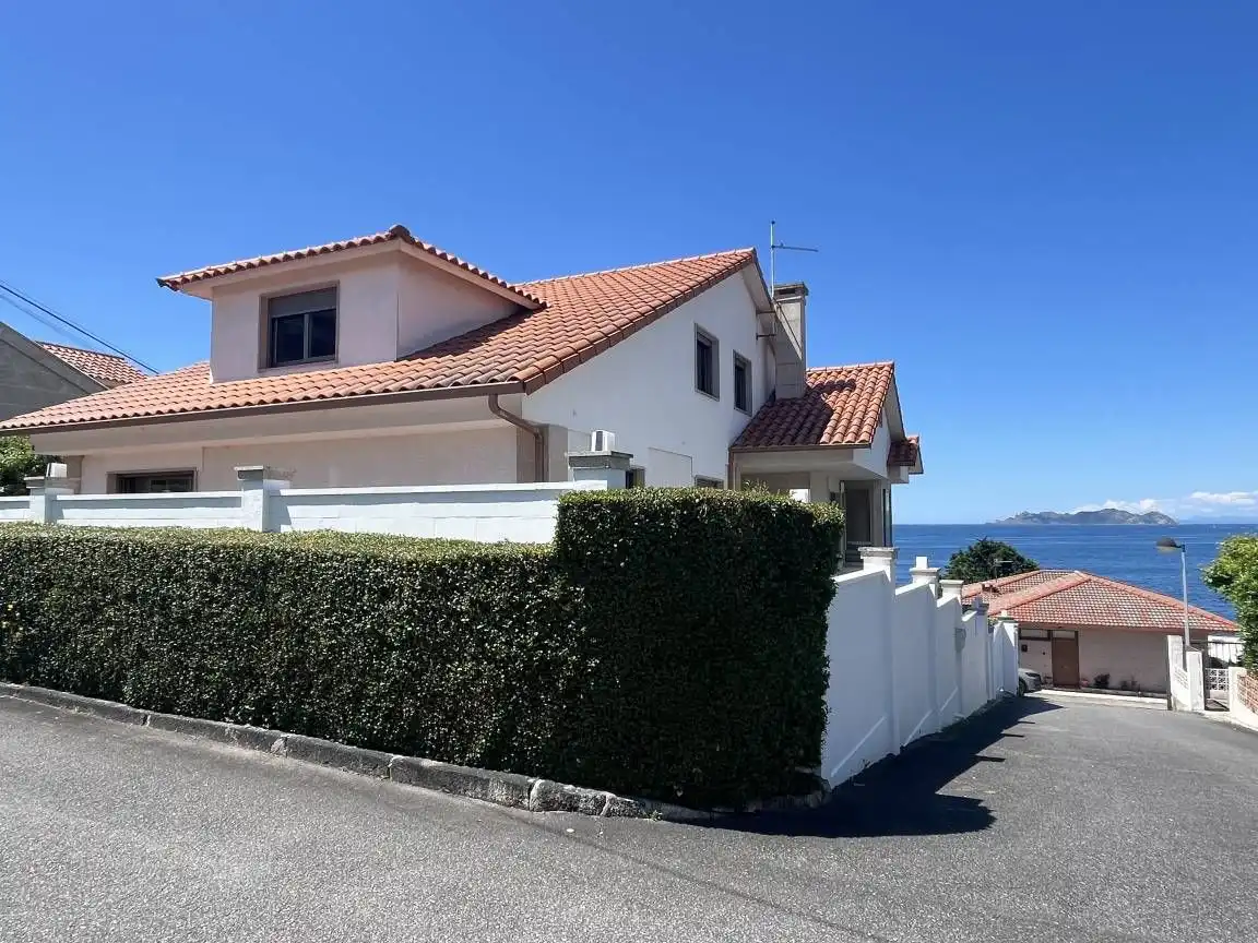 Vista exterior de Finca rústica de alquiler en Baiona con Jardín privado, Terraza y Piscina