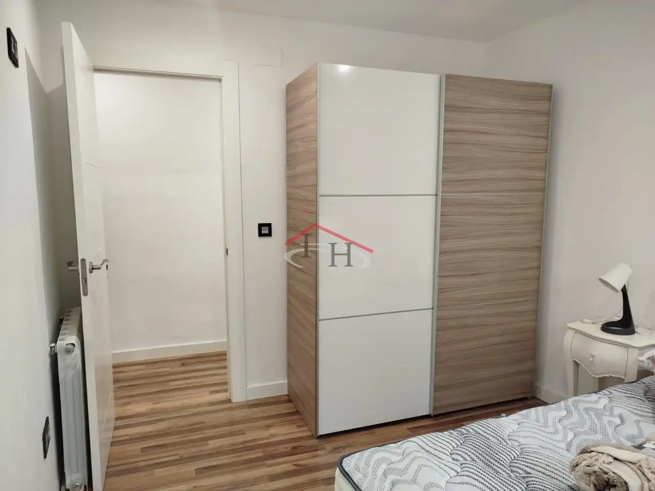 Habitación de Piso en venta en León Capital  con Calefacción, Parquet y Terraza