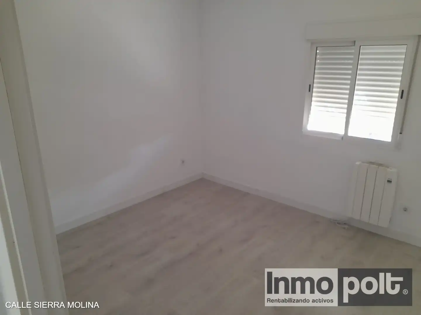 Habitación de Piso en venta en Madrid con Calefacción, Horno y Lavadora