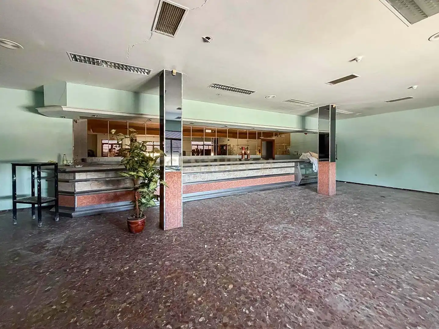 Local commercial à vendre à C8G2+P5 Aliseda, Spain, imagen 9