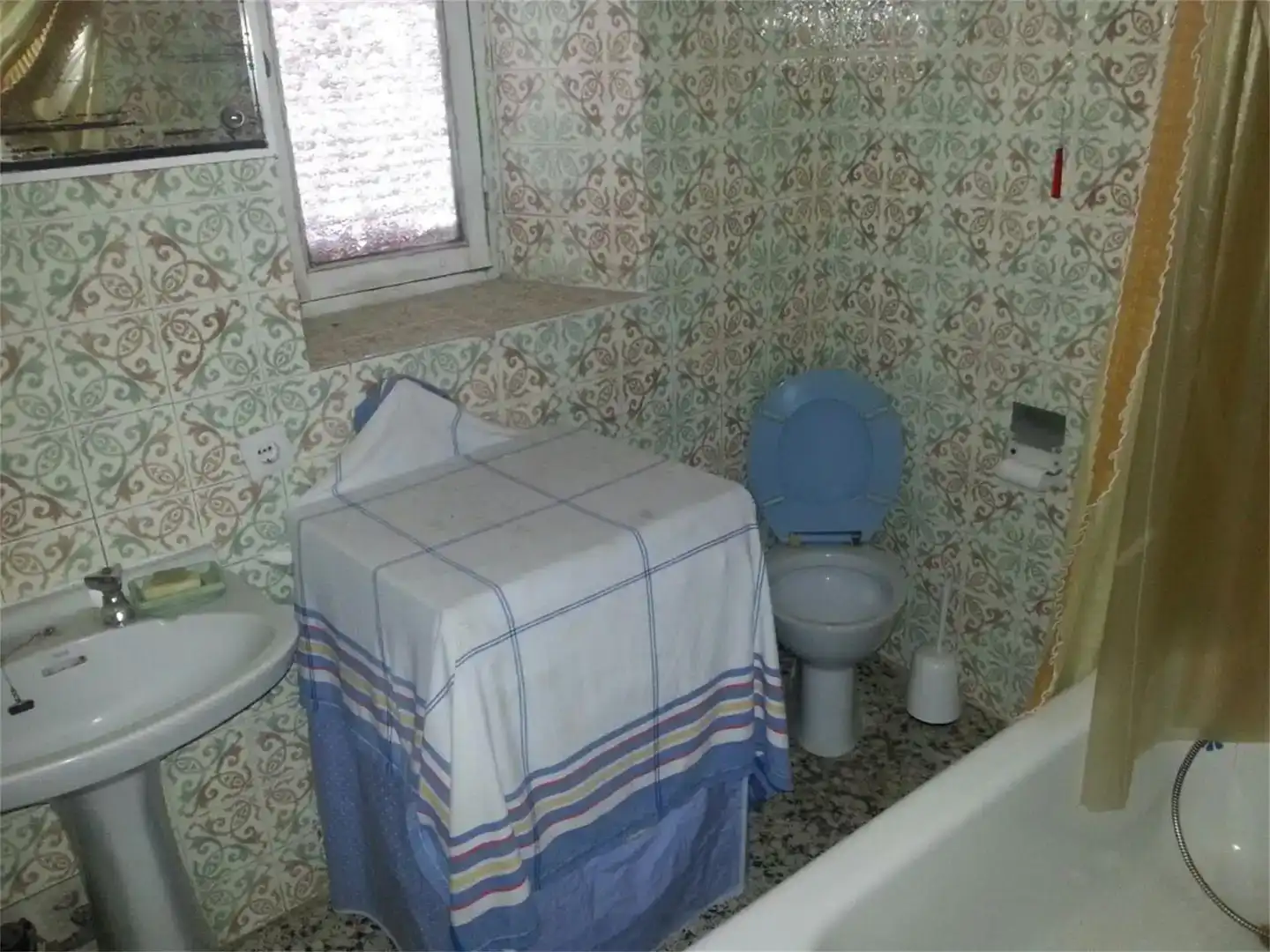 Baño de Planta baja en venta en San Cristóbal de la Vega con Balcón