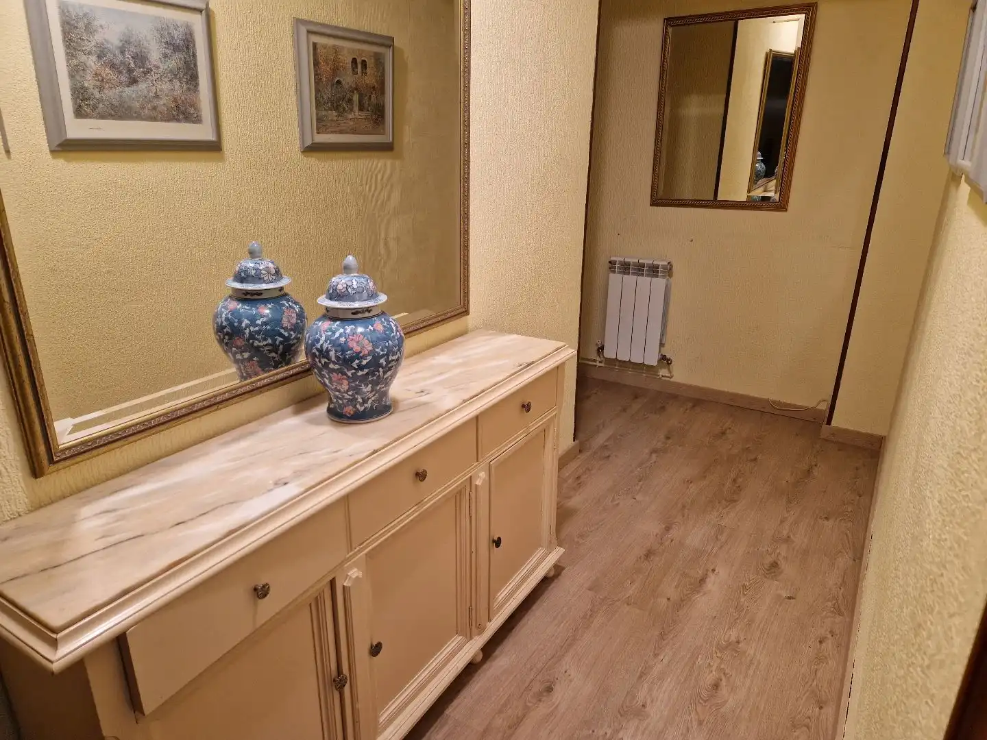Wohnung zur Miete in  Logroño mit Heizung, Parkett und Abstellraum