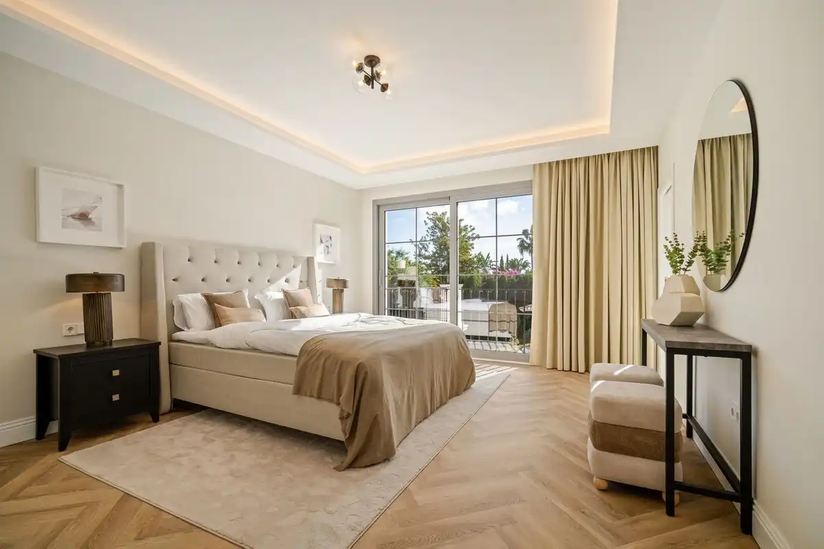 Bedroom of Detached homes for sale in Benahavís  with Terrace