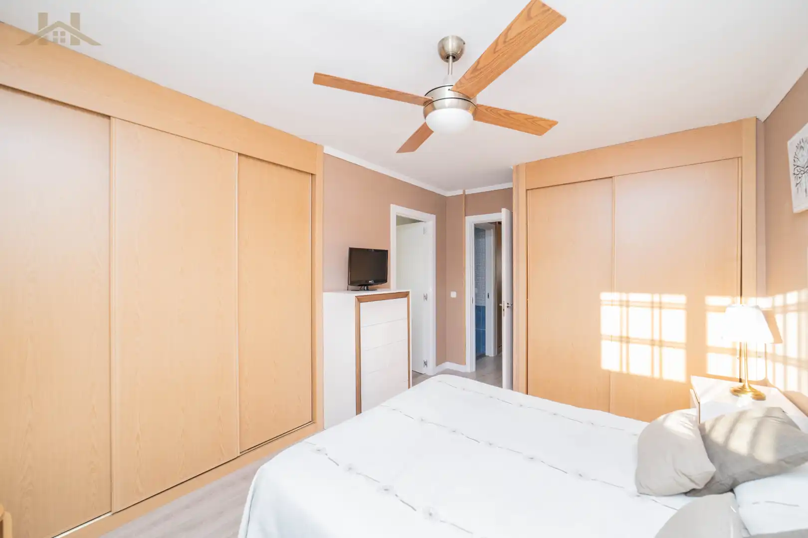 Bedroom of Detached homes for sale in Arroyomolinos (Madrid)  with Air Conditioner, Heating and Private garden