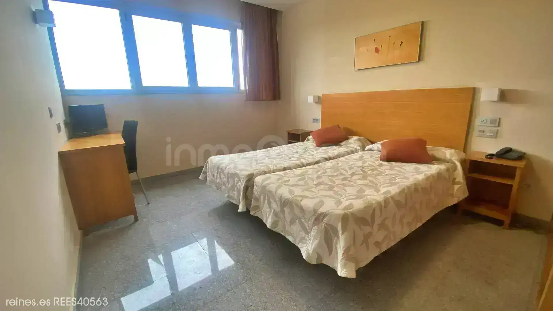 Schlafzimmer von Gebäude zur Miete in Oviedo 