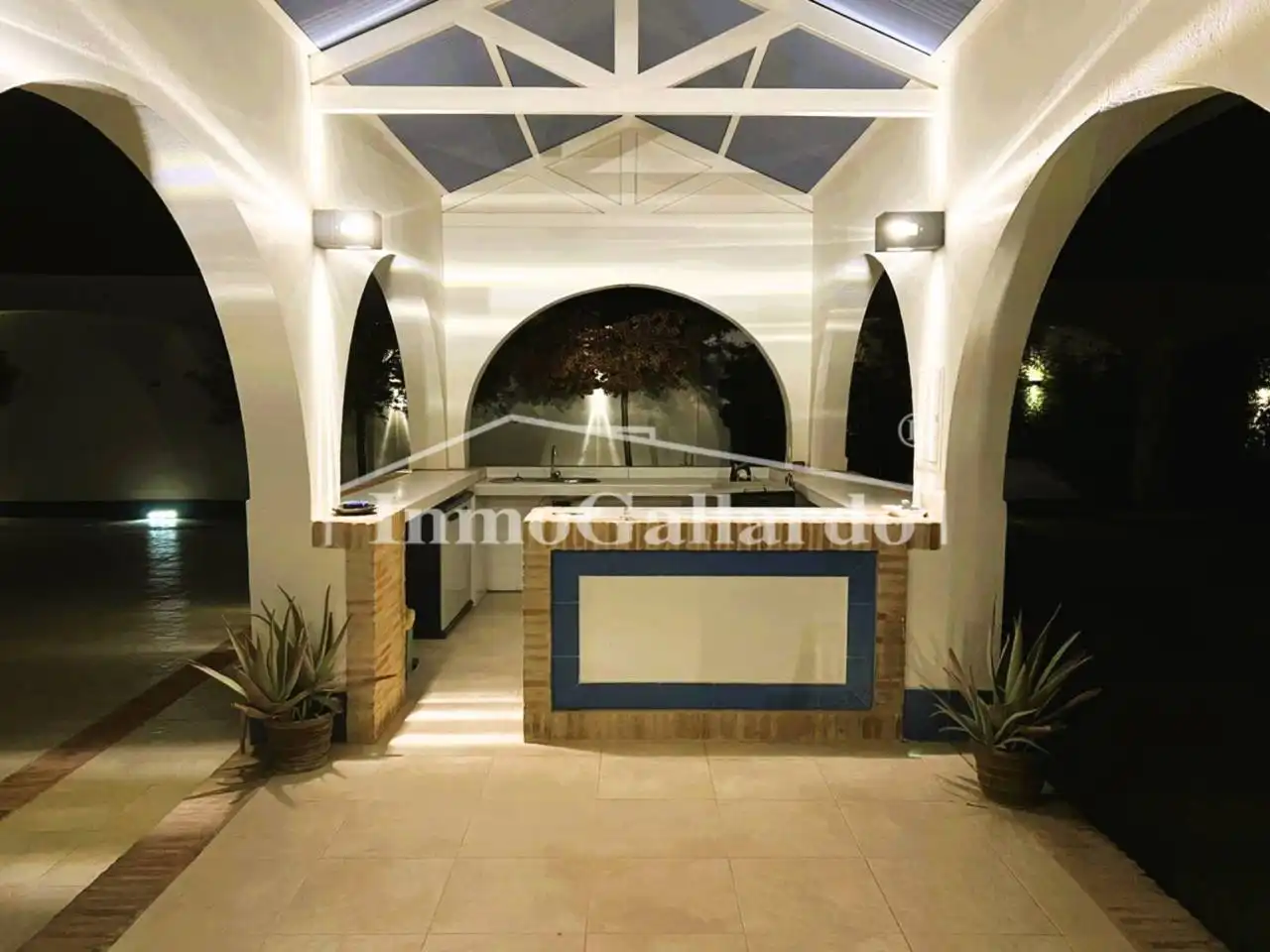 Buildings for sale in Lucena