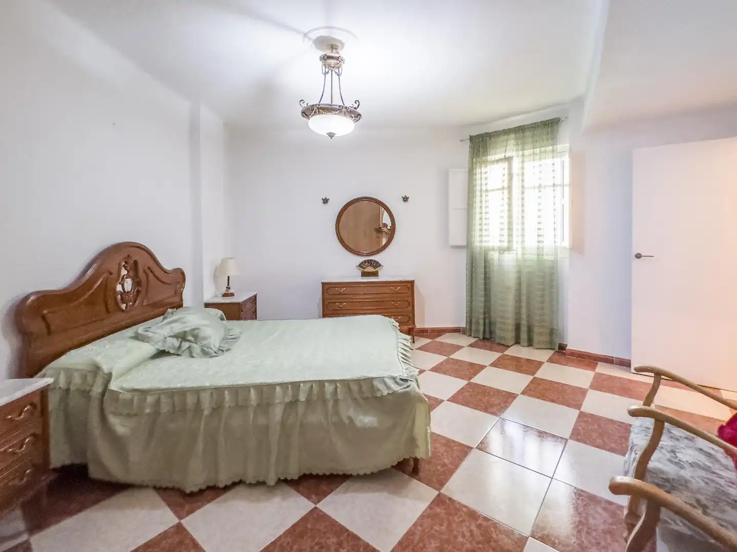 Habitación de Piso en venta en Granada con Aire acondicionado, Calefacción y Terraza